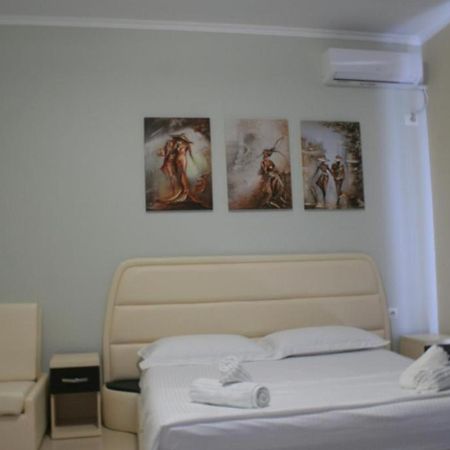 Apartments In Potam Himarë Dış mekan fotoğraf