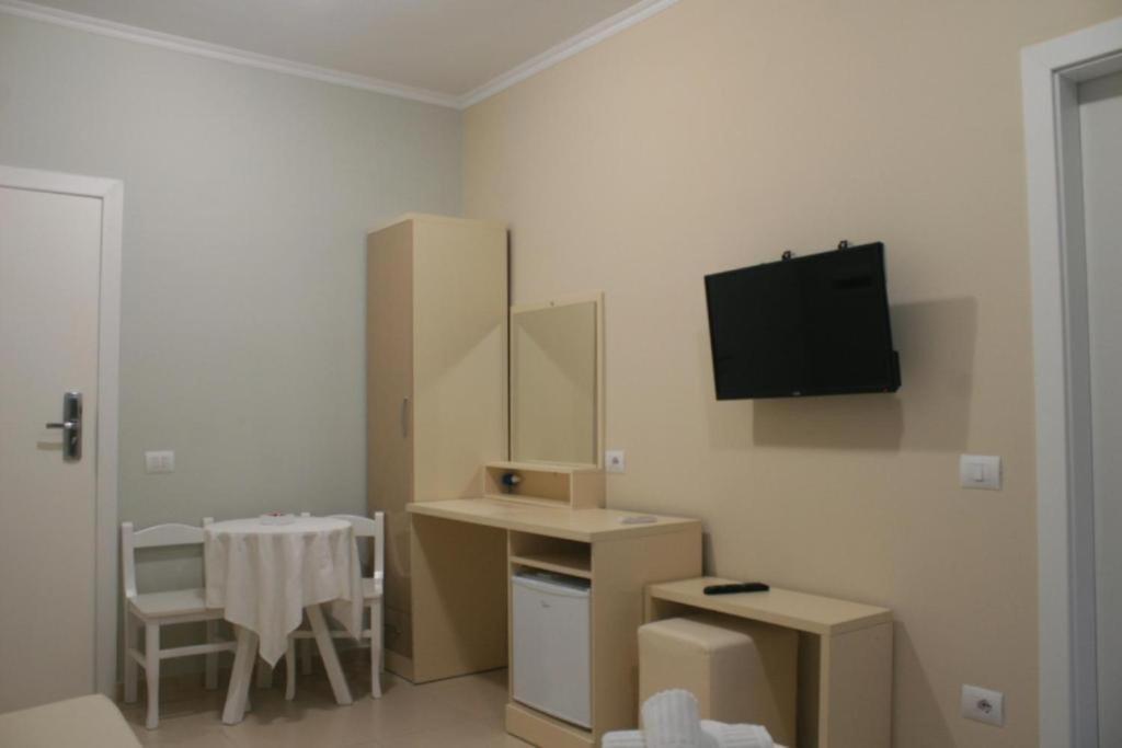 Apartments In Potam Himarë Dış mekan fotoğraf